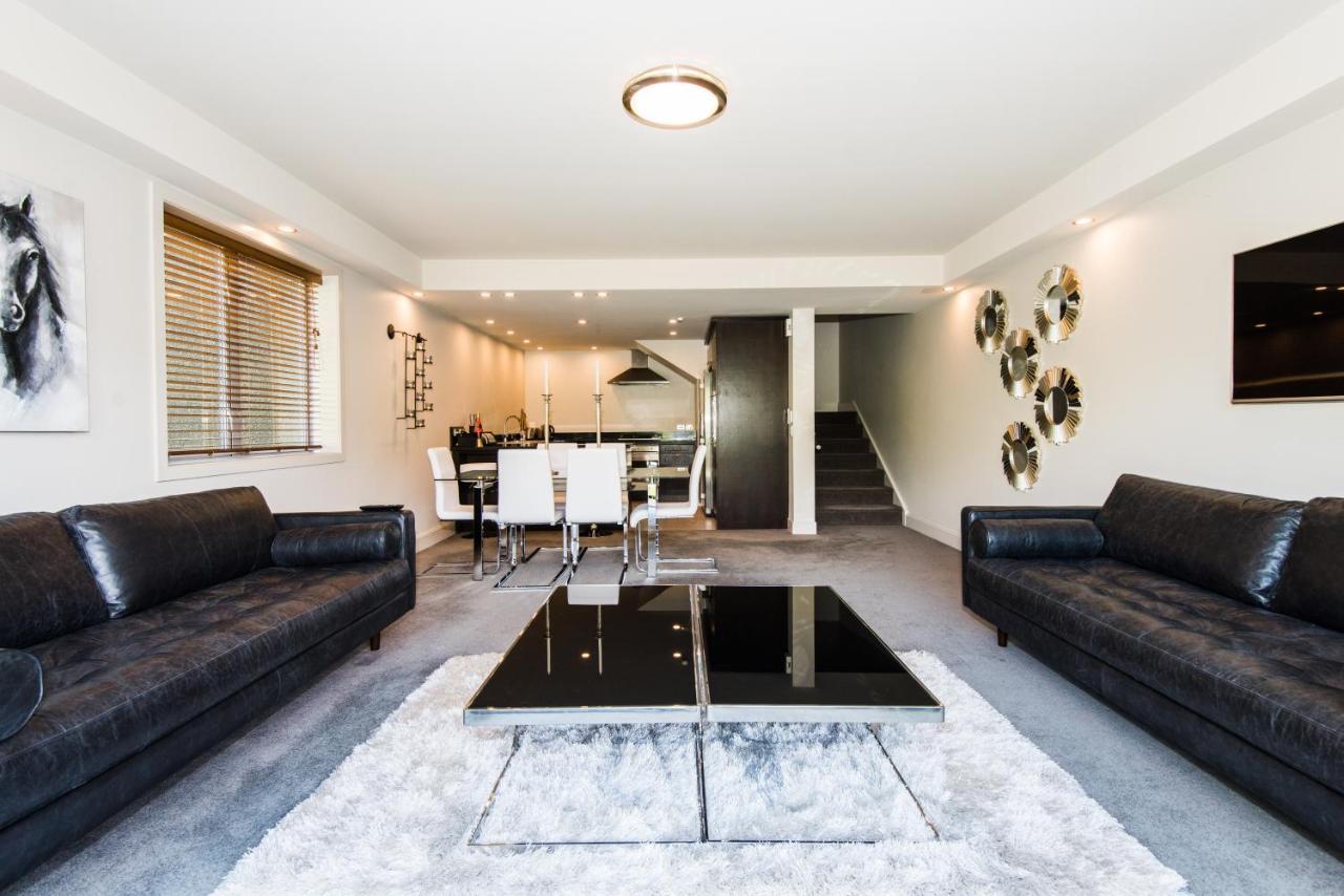 Lakeside Luxury With Spa Queenstown Exterior photo
